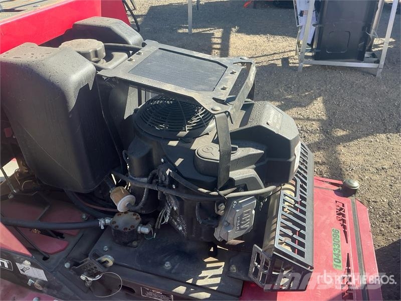 Classen SA30A Stand On Aerator Gyepszellőztetők