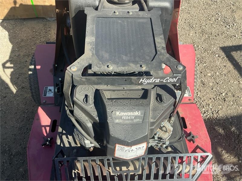 Classen SA30A Stand On Aerator Gyepszellőztetők