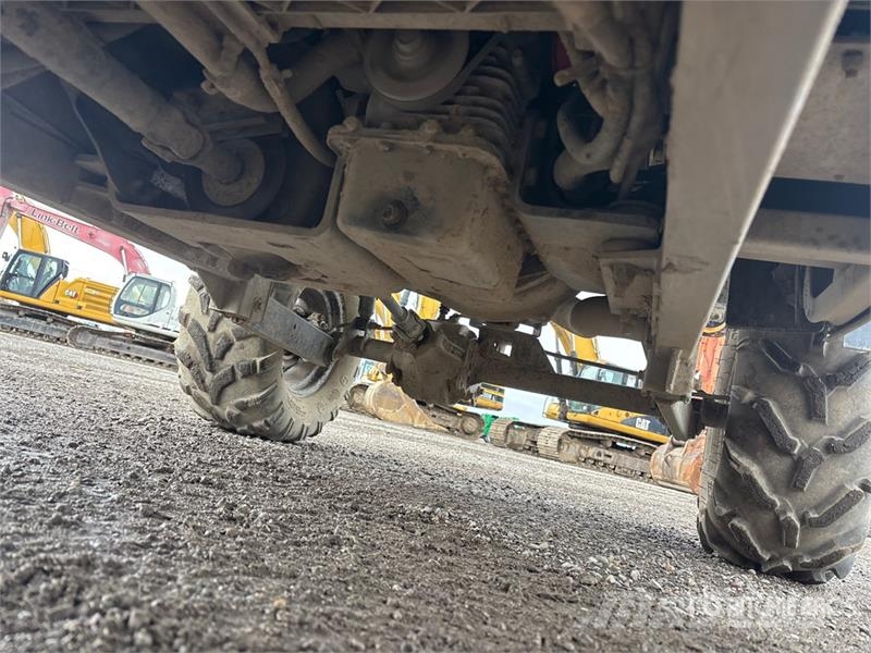 Club Car 4x4 Utility Vehicle ماكينات منفعة عامة