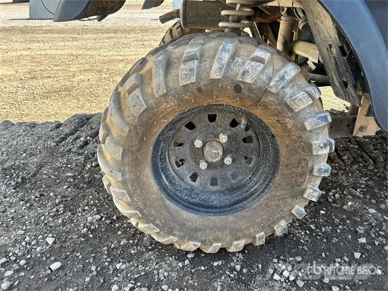 Club Car Carryall 1700 4x4 Utility Vehicle ماكينات منفعة عامة
