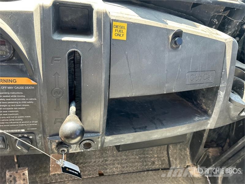 Club Car Carryall 1700 4x4 Utility Vehicle ماكينات منفعة عامة