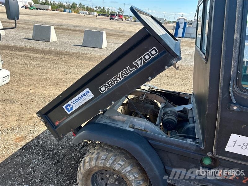 Club Car Carryall 1700 4x4 Utility Vehicle ماكينات منفعة عامة