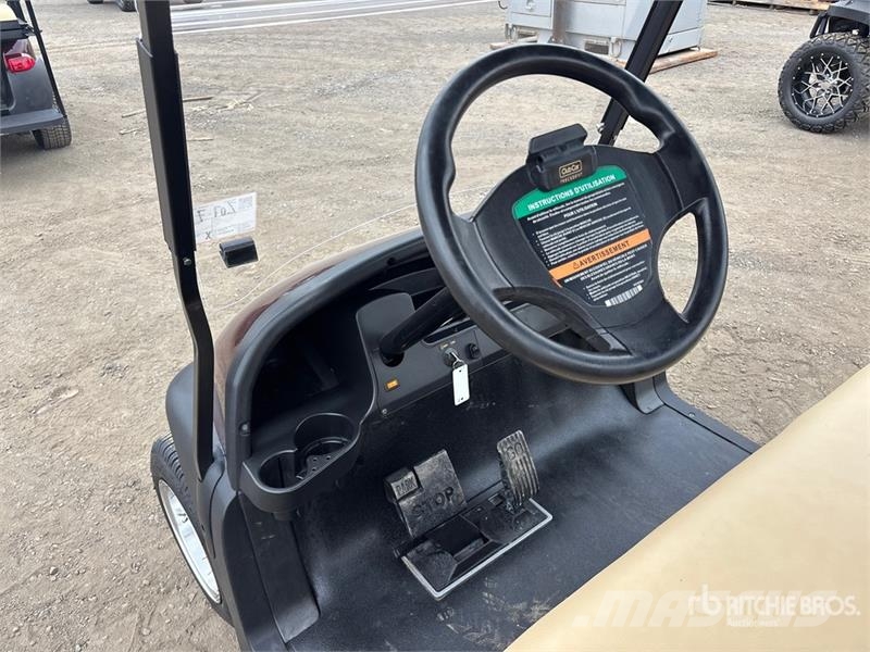 Club Car Precedent i2 Electric Golf Cart Golf carts