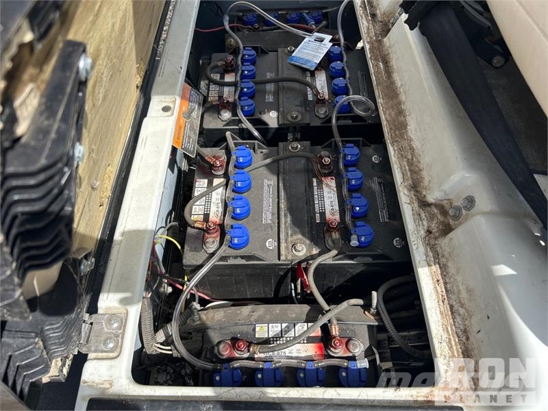 Club Car Villager Electric Golf Cart عربات الجولف