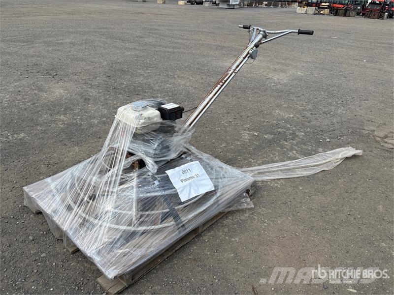 CM EQUIP WT36 Power Trowel Trowels