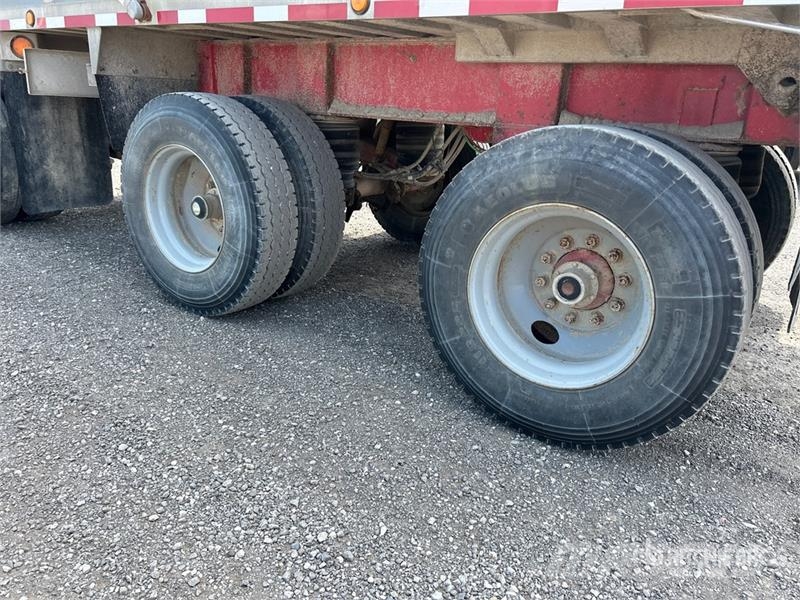 Cobra 17 ft Tri/A Pup Dump Trailer Bañera