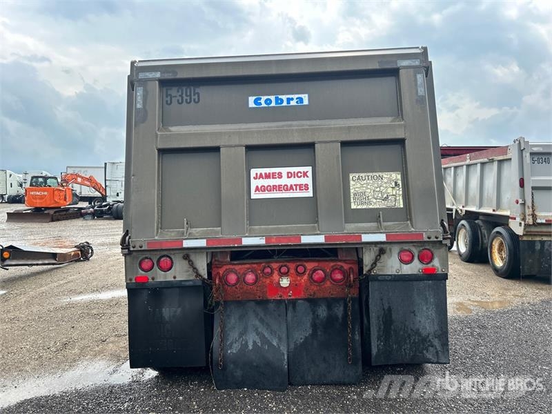 Cobra 17 ft Tri/A Pup Dump Trailer Bañera