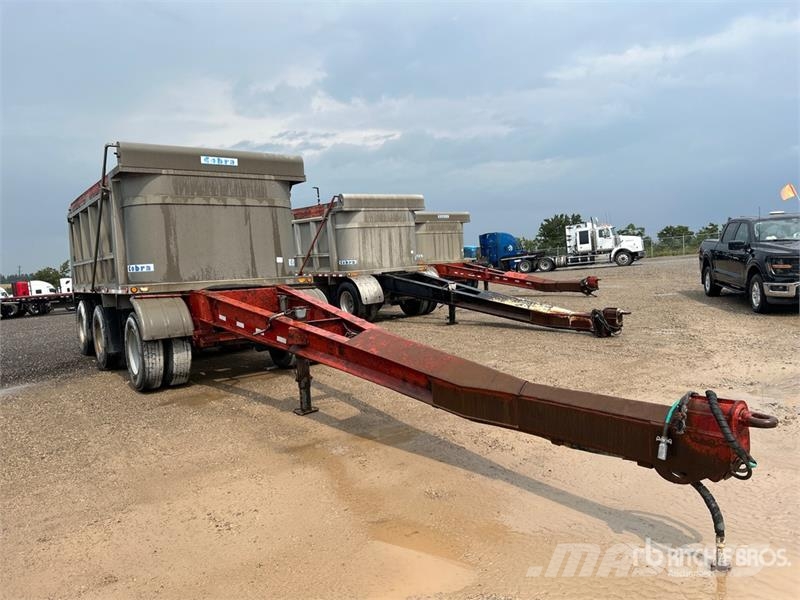 Cobra 17 ft Tri/A Pup Dump Trailer Bañera