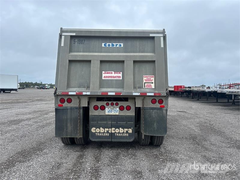 Cobra 17 ft Tri/A Pup Dump Trailer Bañera
