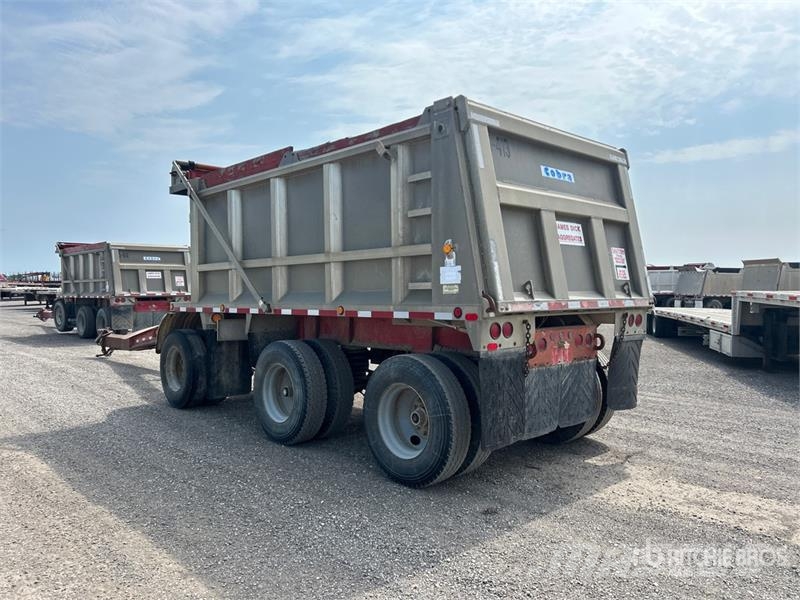 Cobra 17 ft Tri/A Pup Dump Trailer Bañera