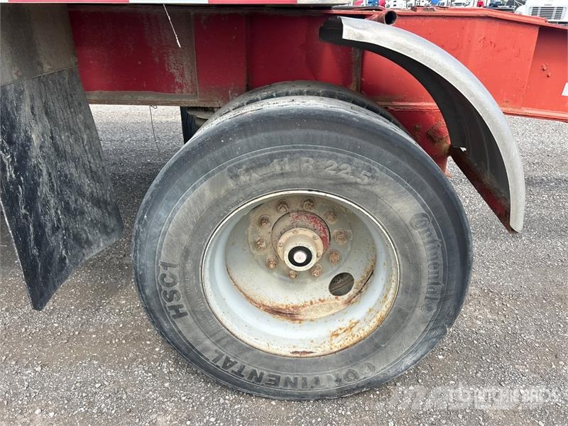 Cobra 17 ft Tri/A Pup Dump Trailer Bañera