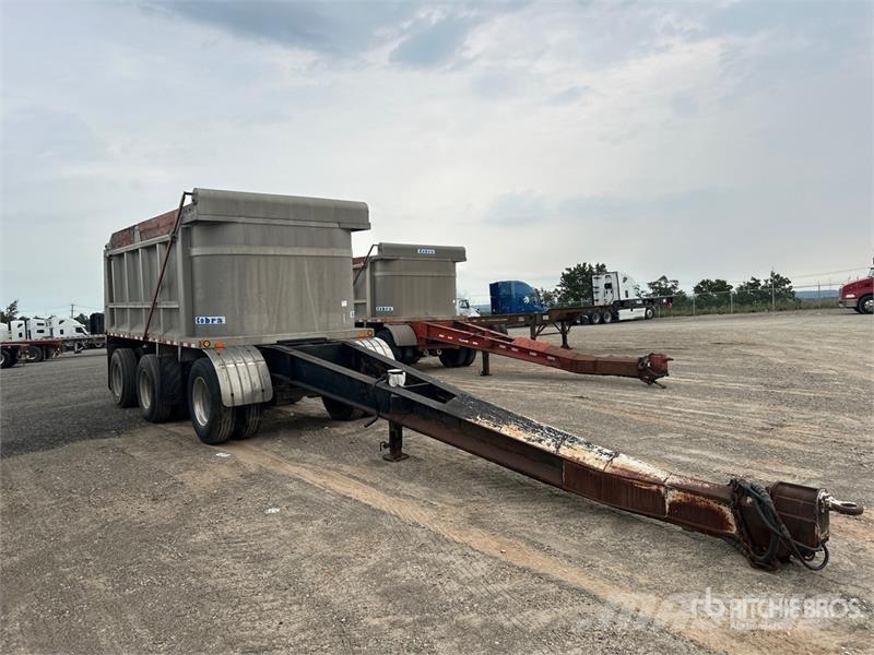 Cobra 17 ft Tri/A Pup Dump Trailer Bañera
