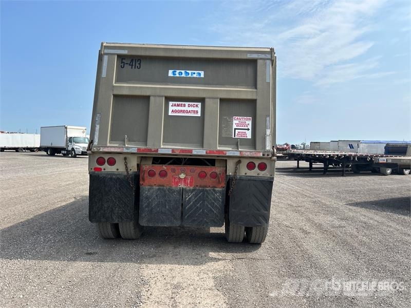 Cobra 17 ft Tri/A Pup Dump Trailer Bañera