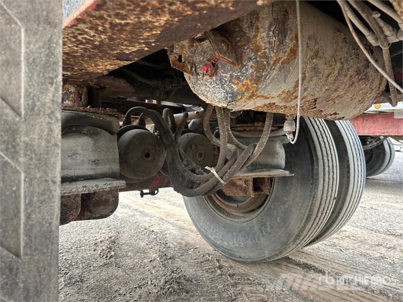 Cobra 17 ft Tri/A Pup Dump Trailer Bañera