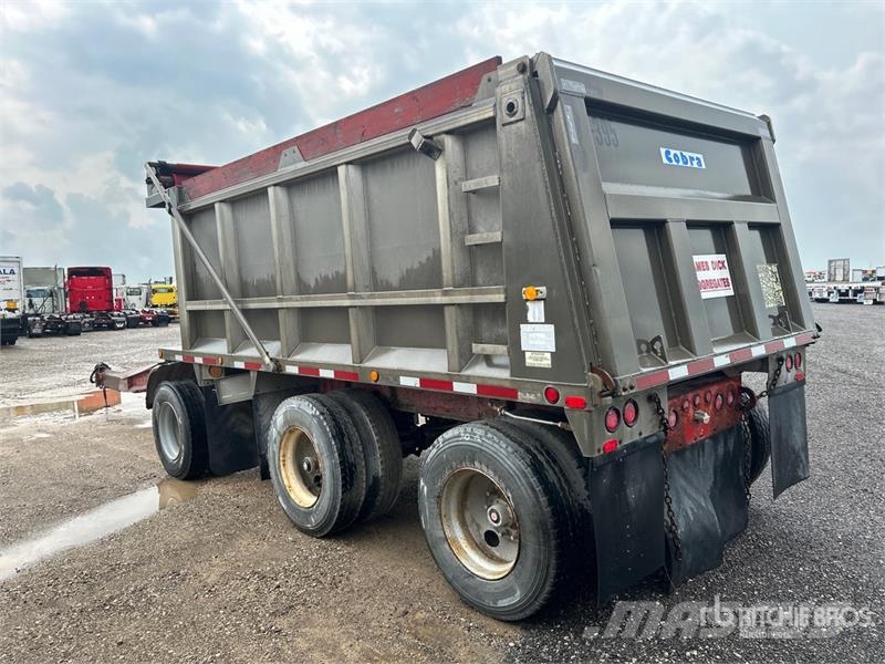 Cobra 17 ft Tri/A Pup Dump Trailer Bañera