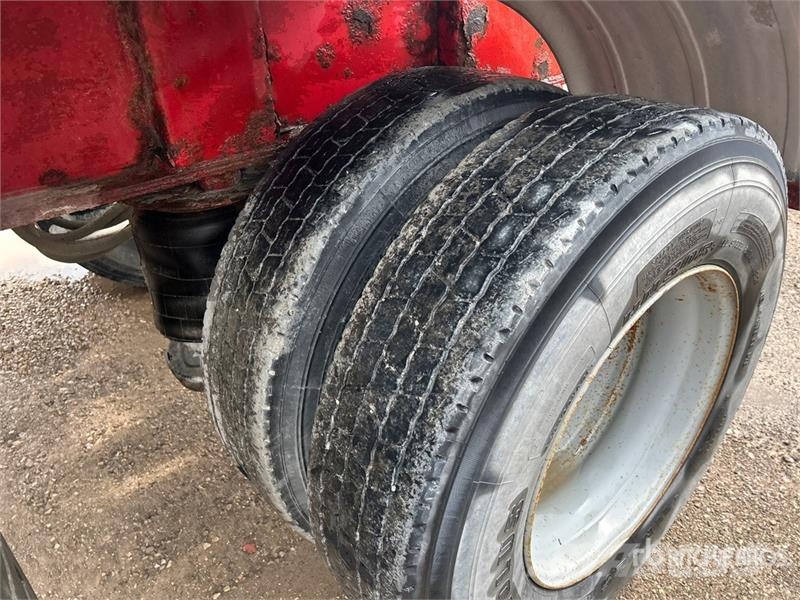 Cobra 17 ft Tri/A Pup Dump Trailer Bañera