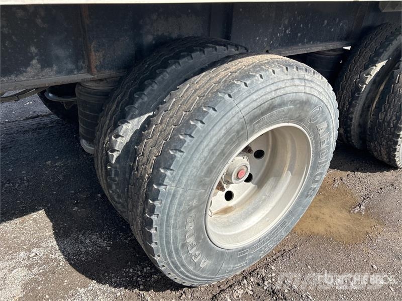 Cobra 17 ft Tri/A Pup Dump Trailer Billenő pótkocsik