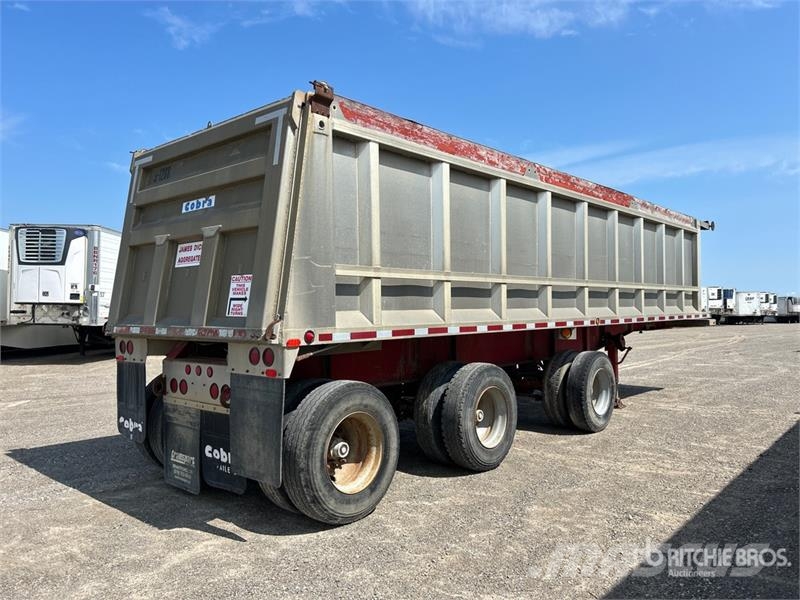 Cobra 33 ft Tri/A End Dump Trailer Bañera
