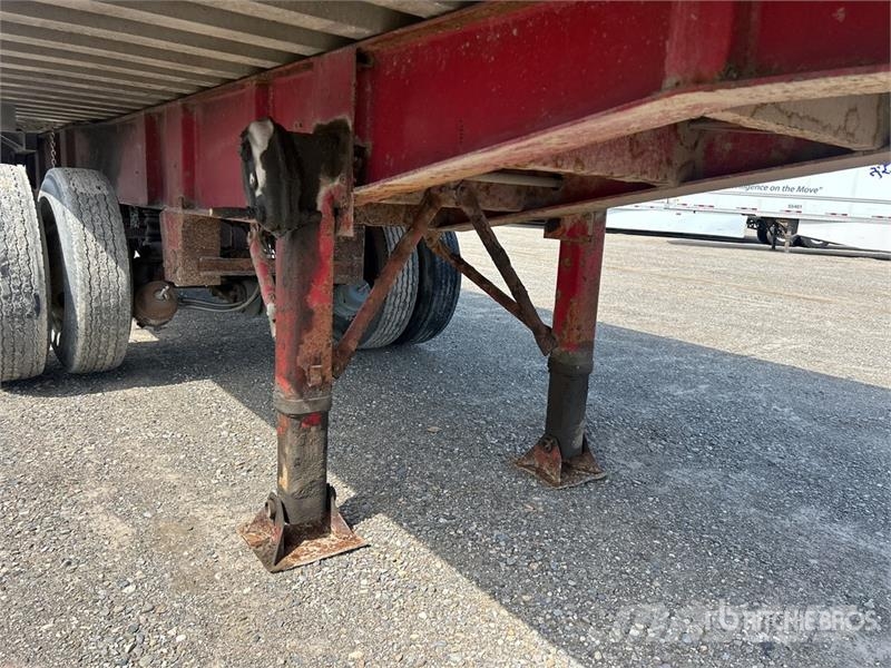 Cobra 33 ft Tri/A End Dump Trailer Bañera