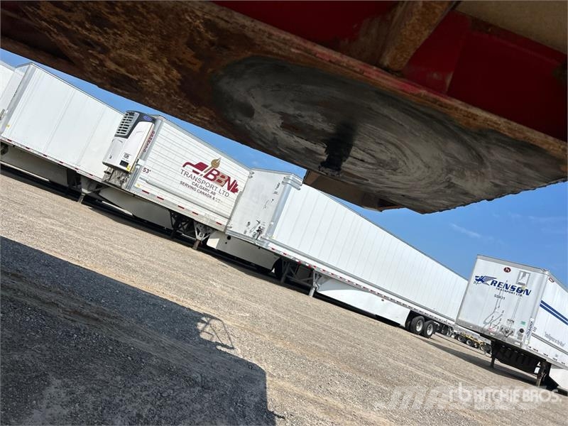 Cobra 33 ft Tri/A End Dump Trailer Bañera