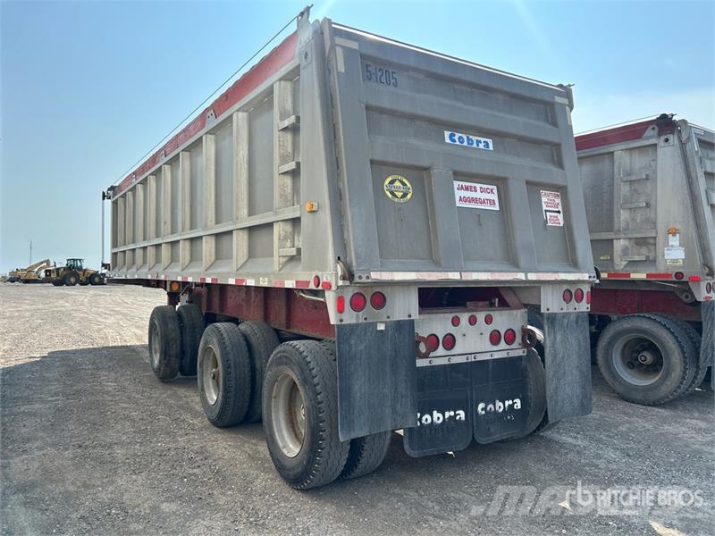 Cobra 34 ft Tri/A End Dump Trailer Bañera