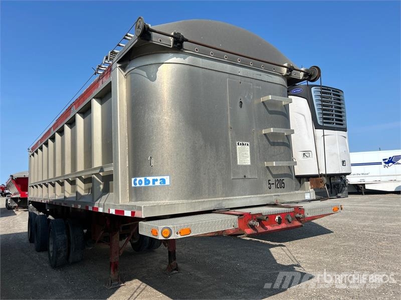 Cobra 34 ft Tri/A End Dump Trailer Bañera