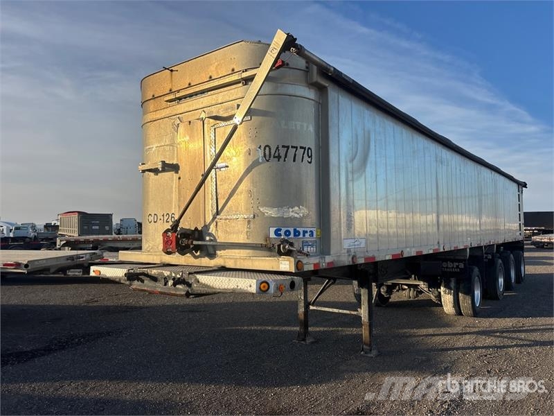 Cobra 44 ft Quad/A End Dump Trailer Kipper