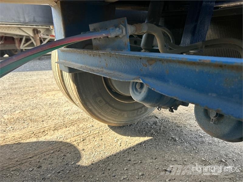 Cobra 44 ft Quad/A End Dump Trailer Sora- ja kippiperävaunut