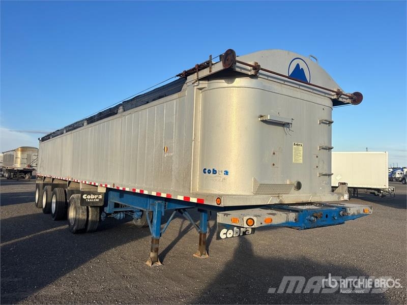 Cobra 44 ft Quad/A End Dump Trailer Kipper