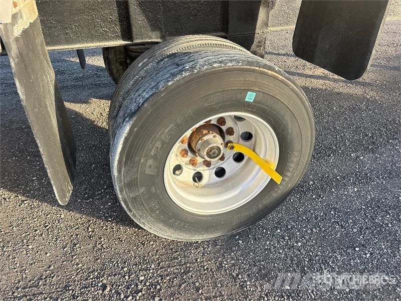 Cobra 44 ft Quad/A End Dump Trailer Kipper