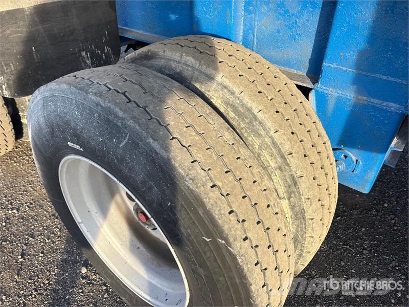Cobra 44 ft Quad/A End Dump Trailer Kipper