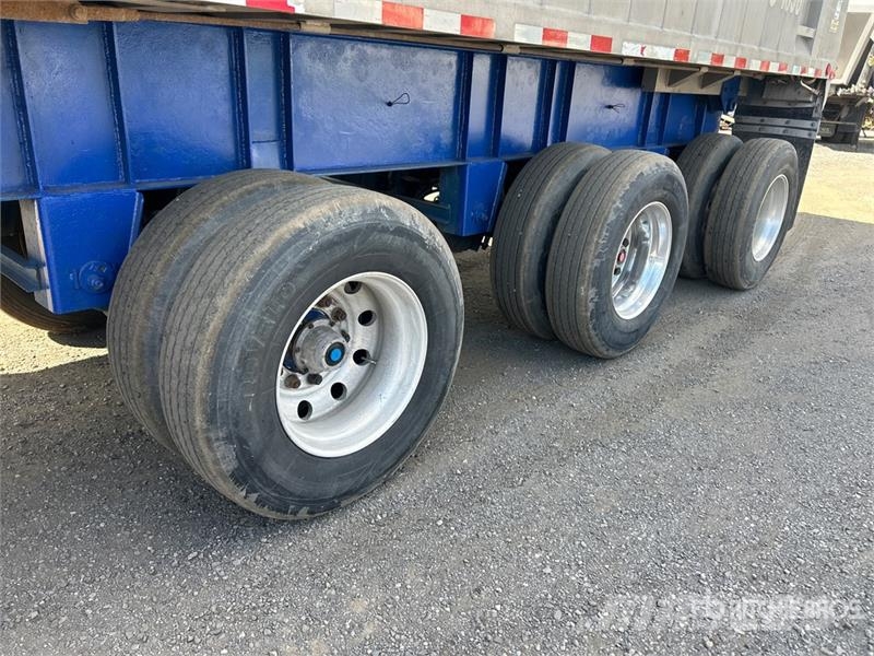 Cobra 44 ft Quad/A End Dump Trailer Sora- ja kippiperävaunut