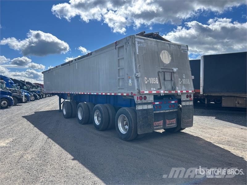 Cobra 44 ft Quad/A End Dump Trailer Sora- ja kippiperävaunut