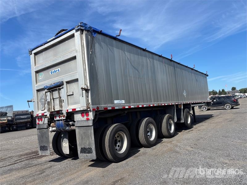 Cobra Aerowall 45 ft Quad/A End Dump Trailer Bañera