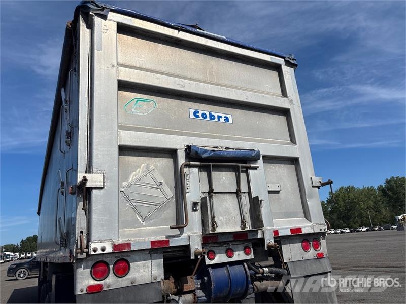 Cobra Aerowall 45 ft Quad/A End Dump Trailer Bañera