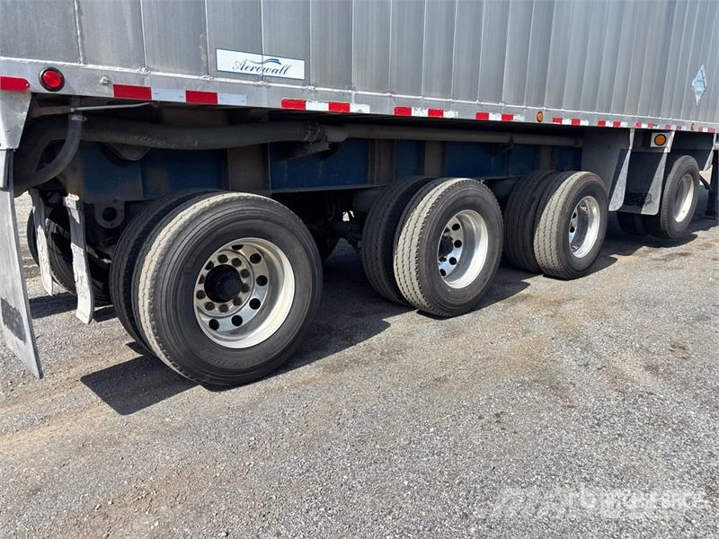 Cobra Aerowall 45 ft Quad/A End Dump Trailer Bañera