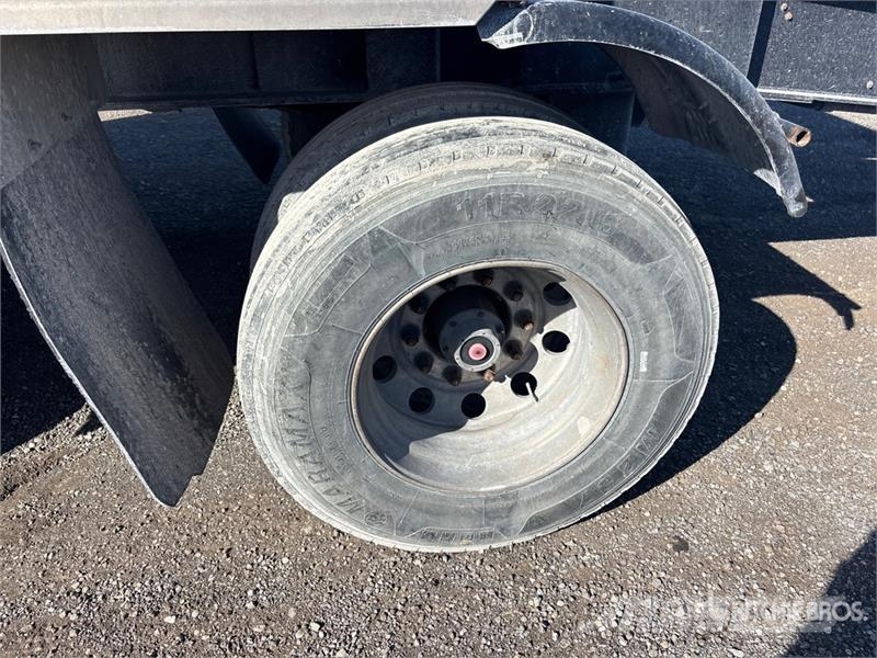 Cobra Tri/A Pup Dump Trailer مقطورات قلابة