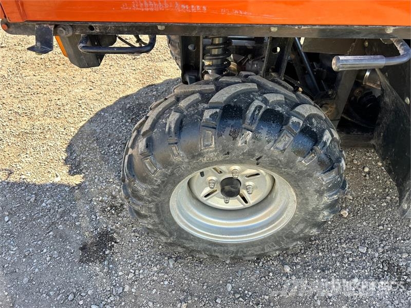 Coleman UT400 4x4 Utility Vehicle Taajamakoneet
