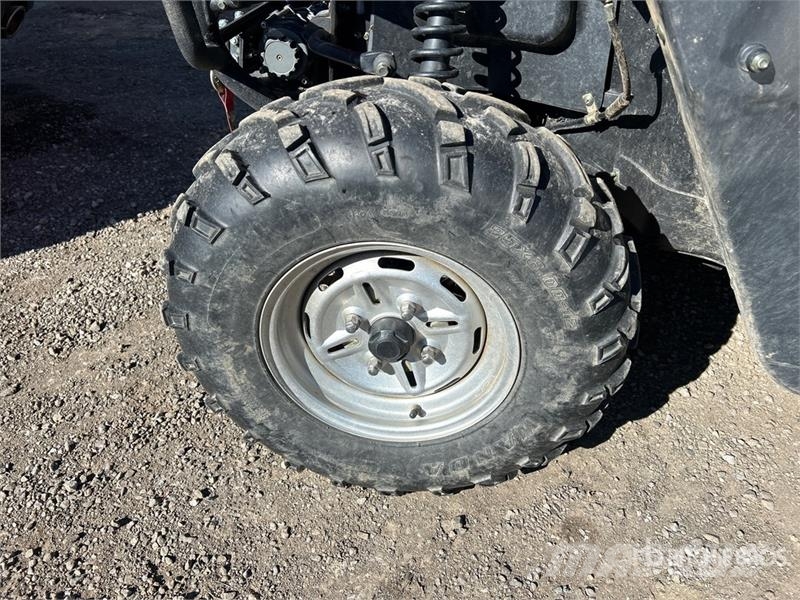 Coleman UT400 4x4 Utility Vehicle Taajamakoneet