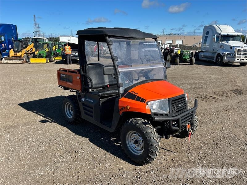 Coleman UT400 4x4 Utility Vehicle Taajamakoneet