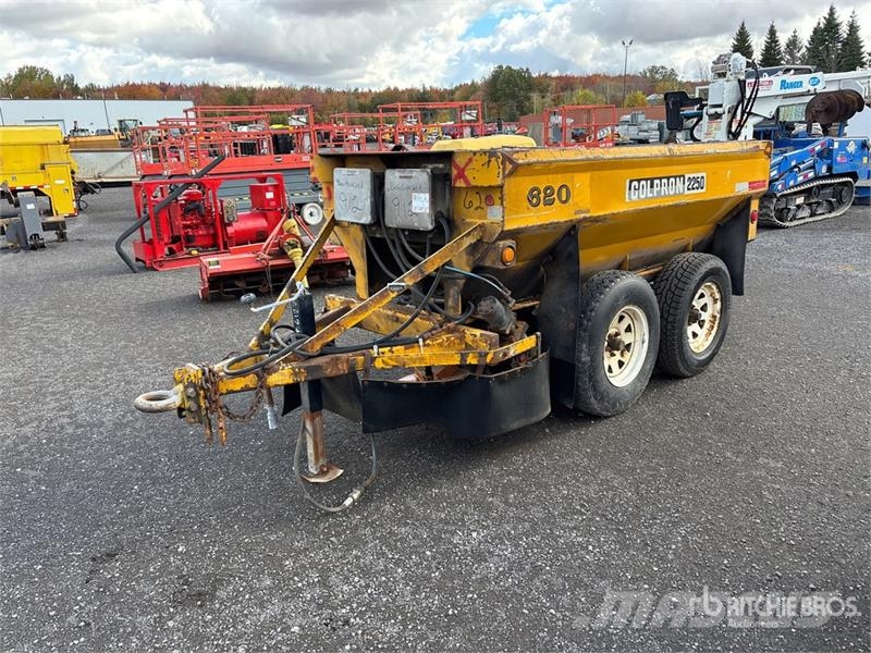Colpron 2250 T/A Salt Spreader - Fits Tractor Hiekan- ja suolanlevittimet