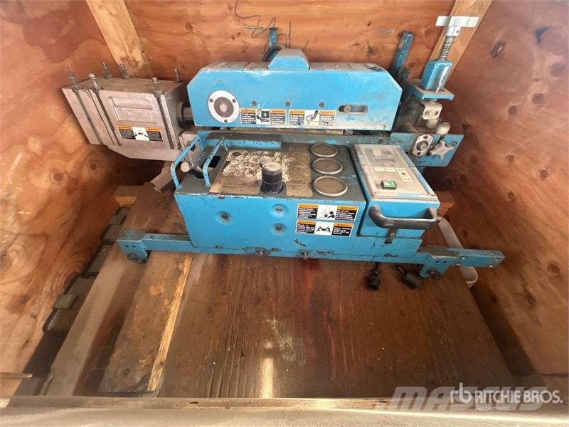 Condux Fibre Optic Blowing Machine Putkistonkäsittelylaitteet