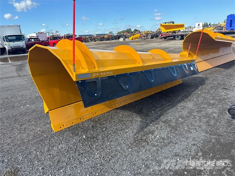 Conique 635 12 ft 1 Way Snow Plow Снегочистачки