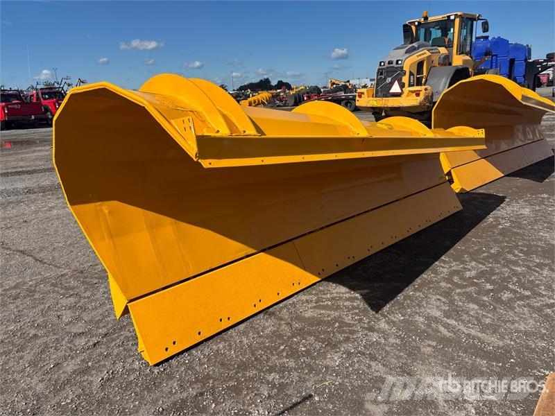 Conique 635 12 ft 1 Way Snow Plow Снегочистачки