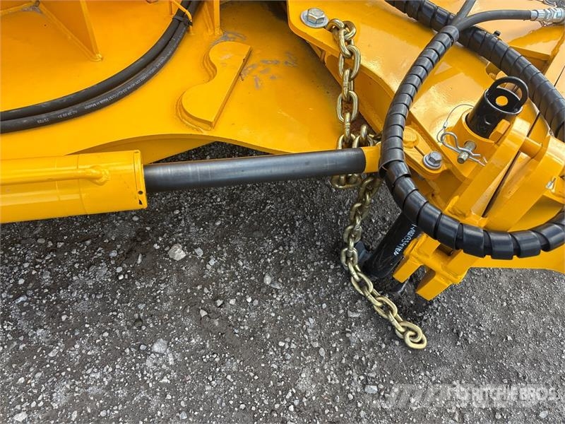Conique 635 12 ft 1 Way Snow Plow Снегочистачки