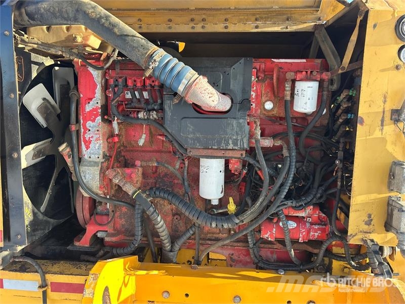  Contant 8 ft 6 in Snow Blower - Fits Wheel Loader Snøfresere