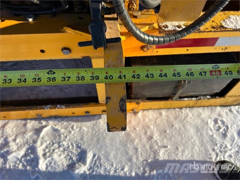  Contant 8 ft 6 in Snow Blower - Fits Wheel Loader Snøfresere