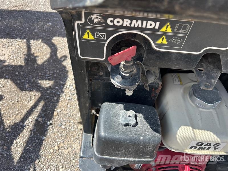 Cormidi C13.85 Mini Crawler Dumper عربات نقل قلابة للمواقع