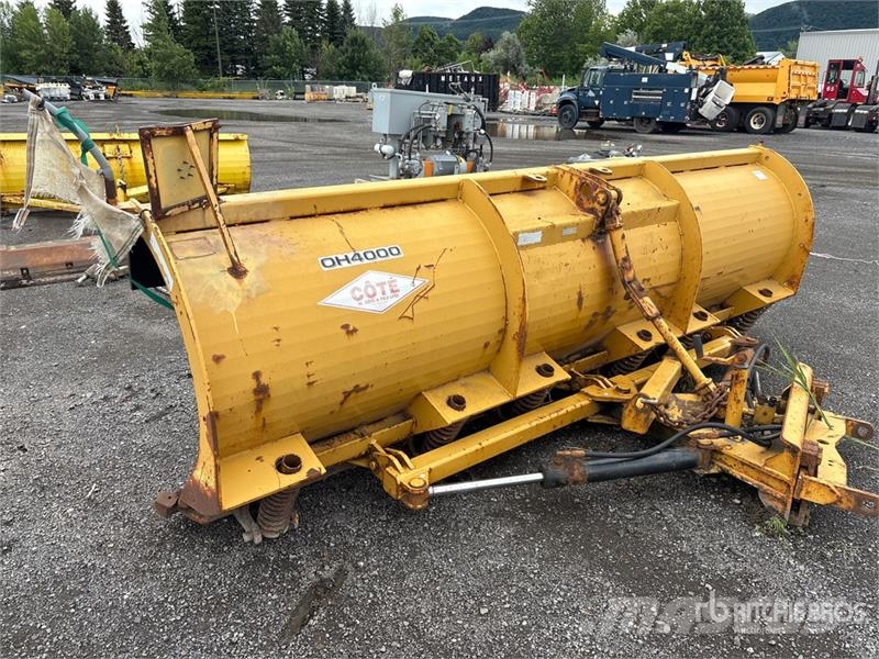 Cote 0H400 12 ft 2 in Hydraulic Reversing Snow Plow Hojas y cuñas quitanieves