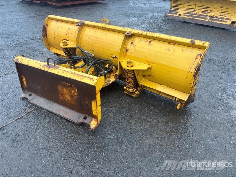 Coté 8 ft Snow Plow Снігоочищувальні ножі та плуги